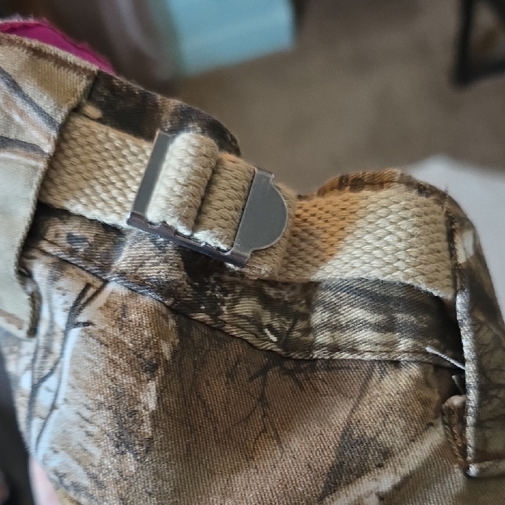 Women's For Her Realtree Camo Hunting Pants with Green Leaf Print - Picture 7 of 7